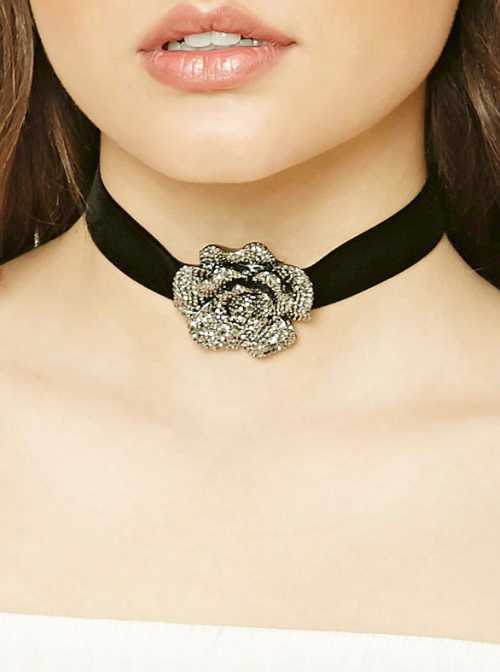 Black Velvet Big Floral Lolita Necklace  |  Lolita Necklaces